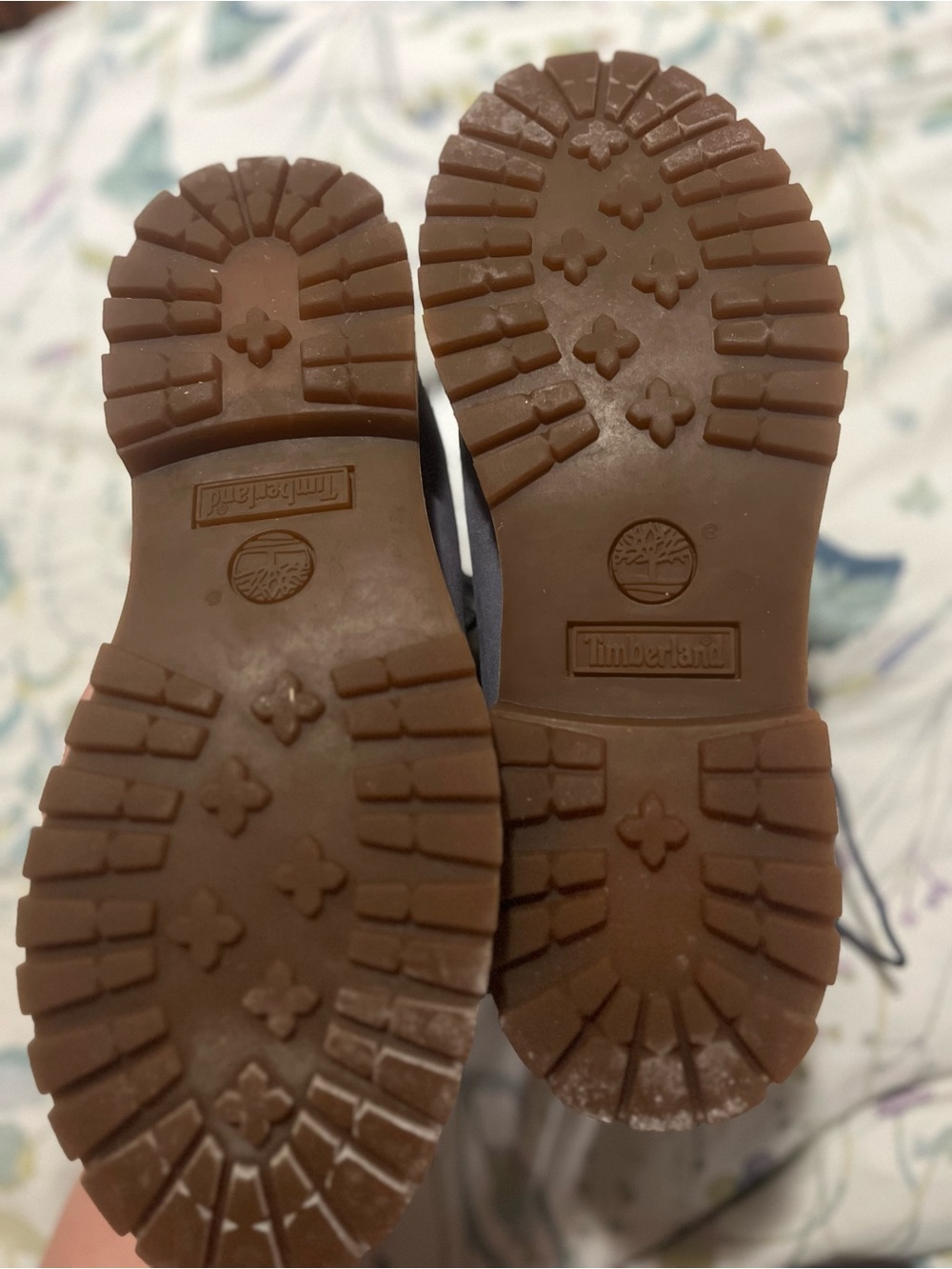 Timberland 6-inch Boots - Picture 2 of 6